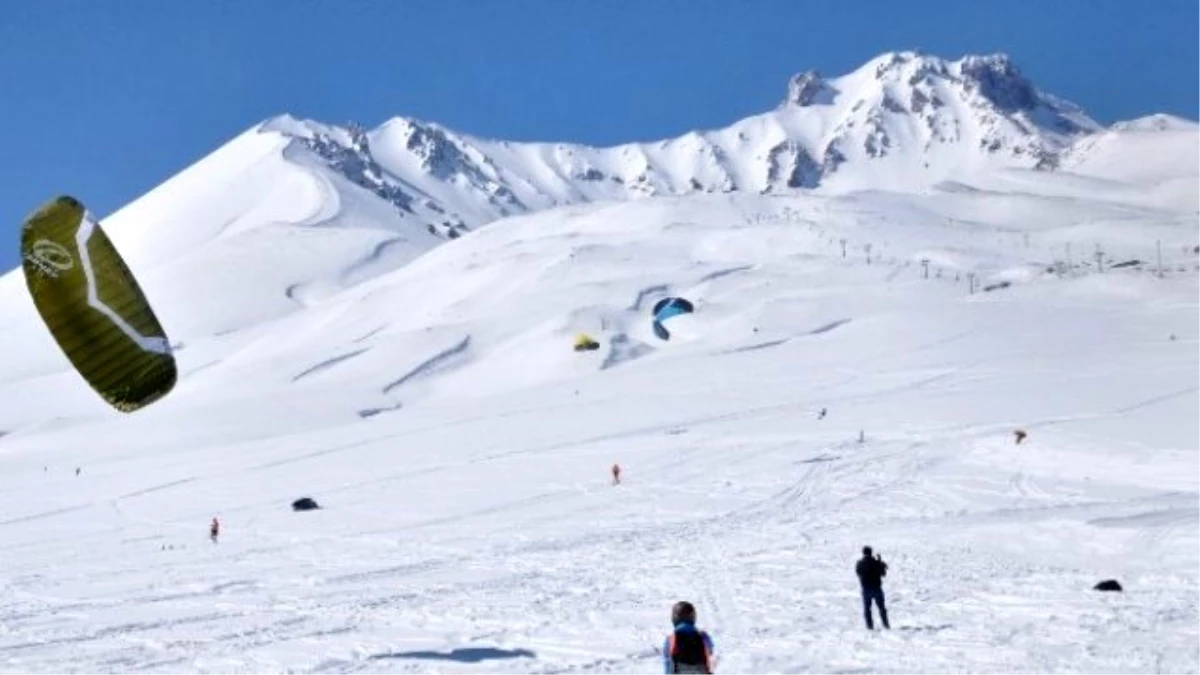 Erciyes\'te Snow Kite Heyecanı