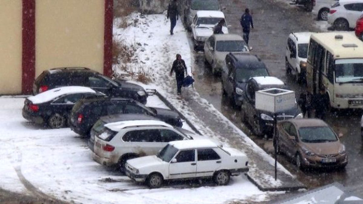 Kars\'ta Mart Karı Yağdı