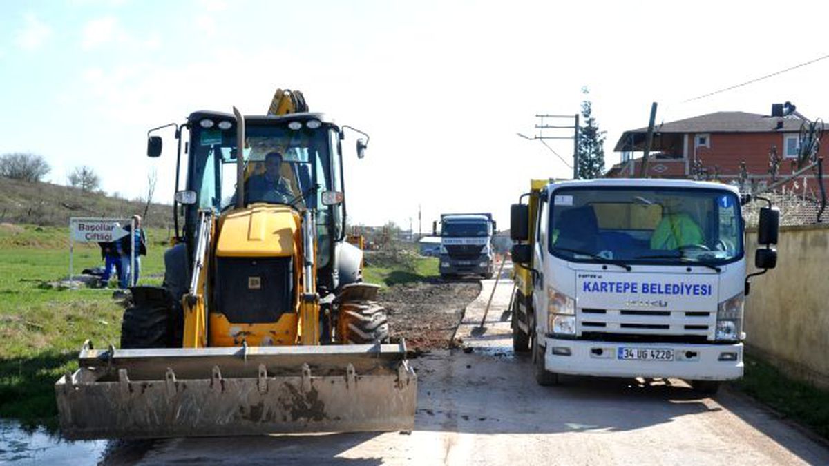 Kartepe\'de Üst Yapı İyileştirmeleri Sürüyor