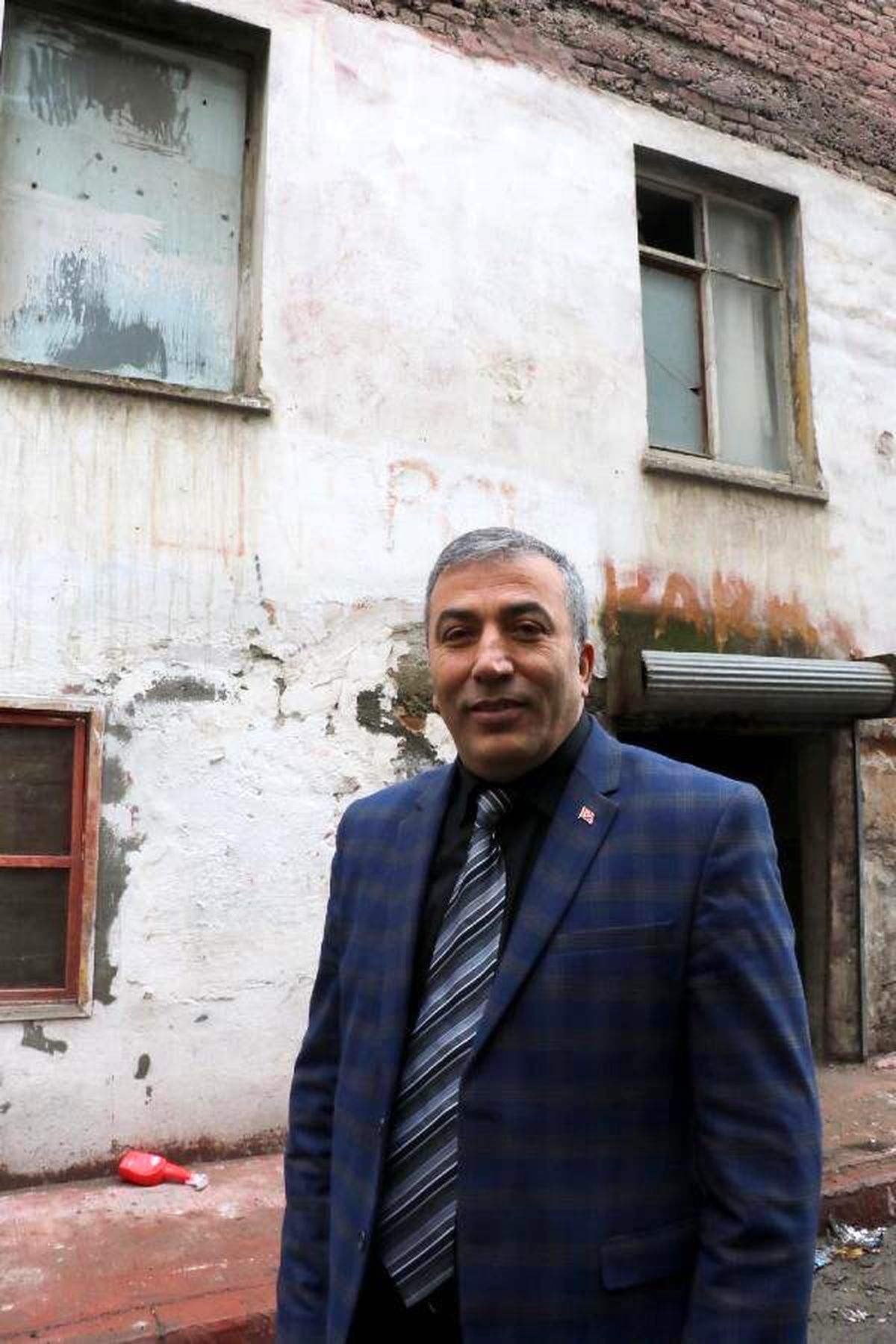 Metruk Binalar Tek Tek Yıkılıyor