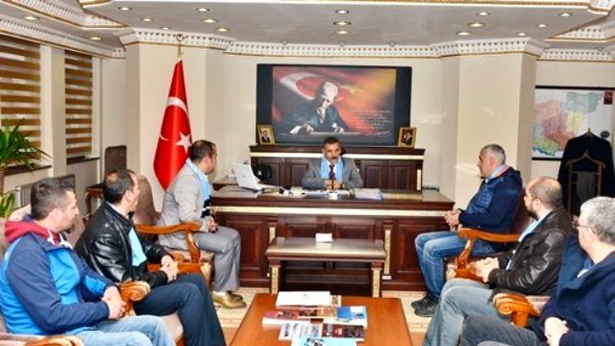 Taraftar ve Amigolardan Vali Kaymak\'a Ziyaret