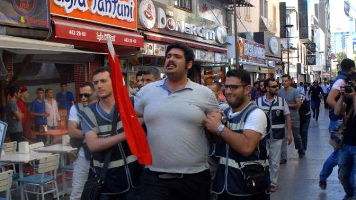 Tgb\'li 10 Gence Erdoğan\'a Hakaretten Dava