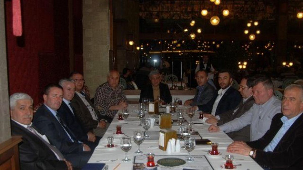 Uluslararası Vizyon Üniversitesi Türkiye\'den Öğrencileri Bekliyor
