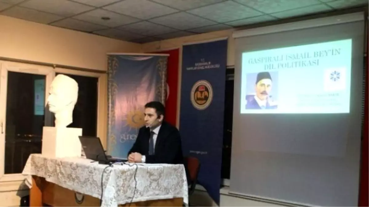 Güneş Vakfı\'nda "Gaspıralı İsmail Bey\'in Dil Politikası" Konferansı