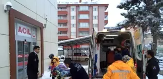 Hatay'da İlkokul Öğrencilerini Taşıyan Araç Şarampole Yuvarlandı: 1 Ölü, 13 Yaralı!