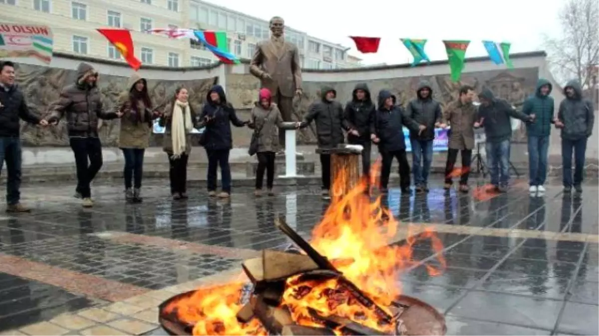 Kayseri\'de Kar Altında Nevruz Coşkusu