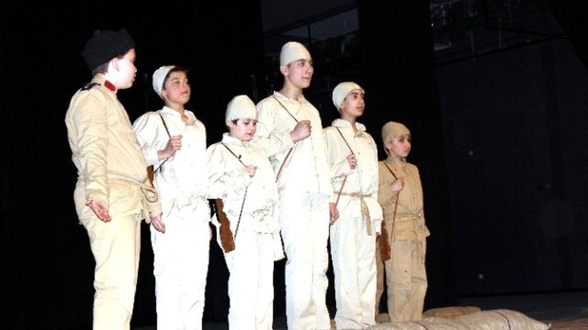 Öğrenciler Duygulandırdı