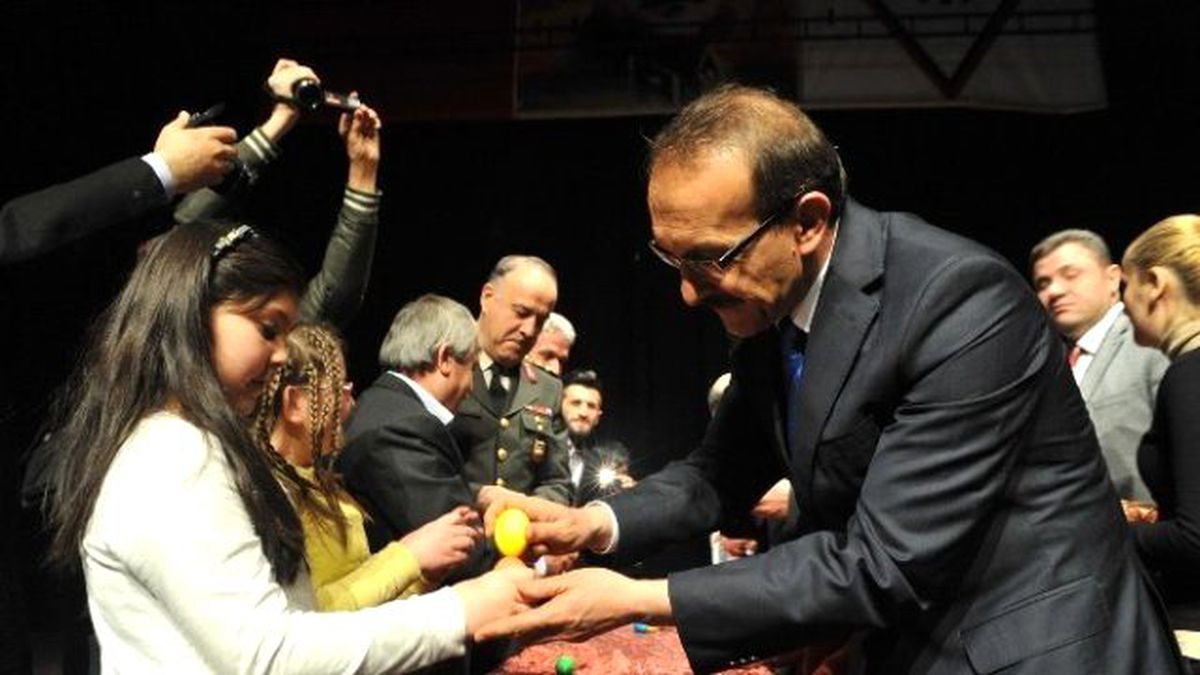 Uşak\'ta Nevruz Kutlamaları