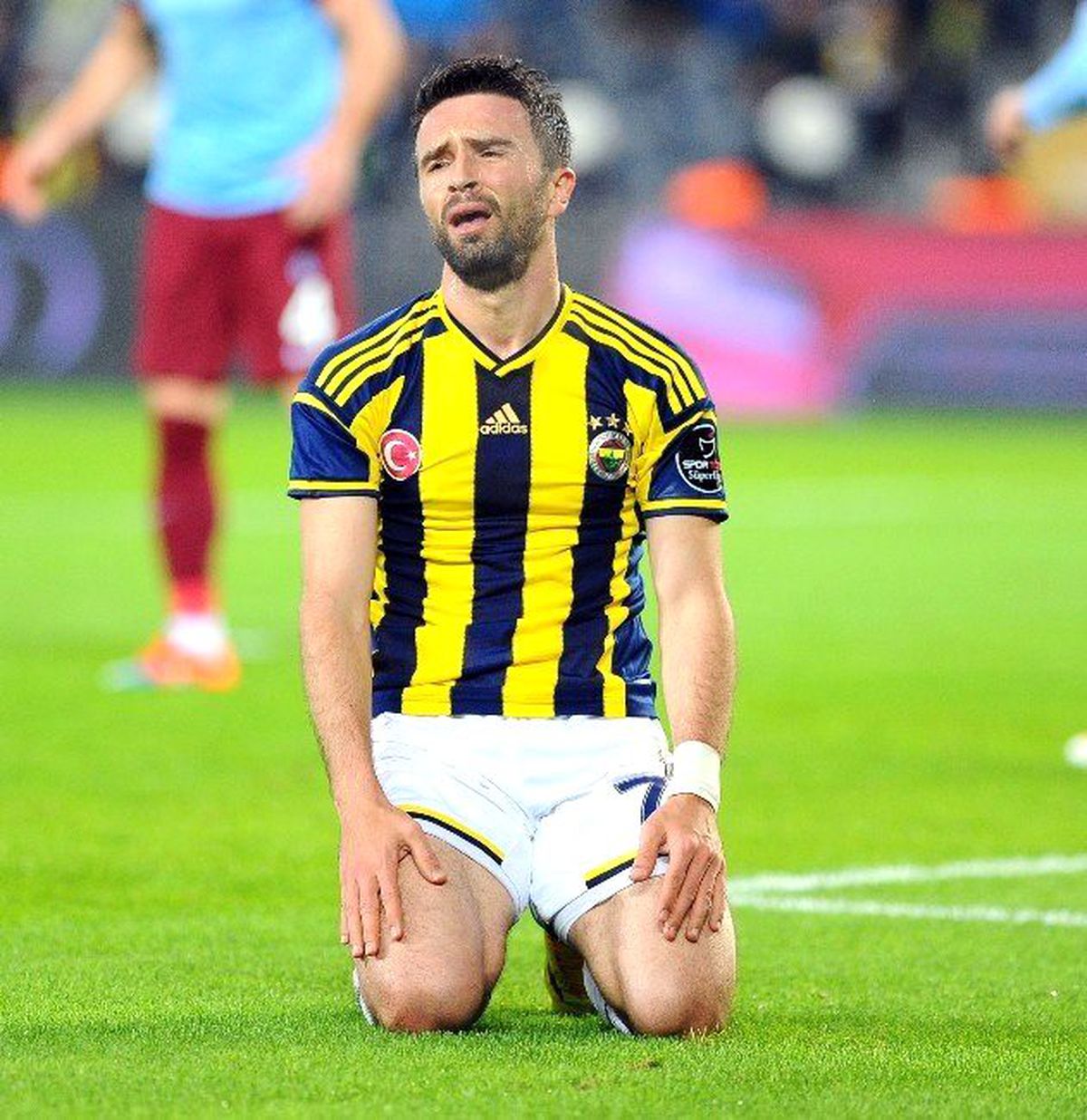 Fenerbahçe\'de Gökhan Gönül Şoku