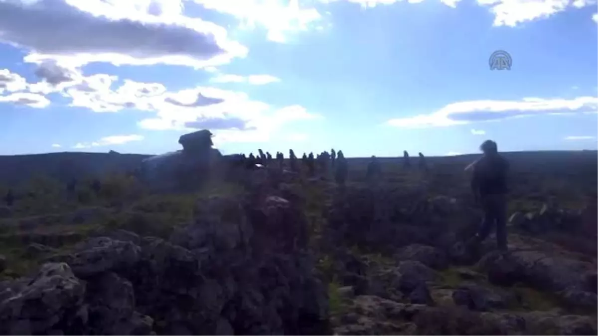 İdlib Kırsalında Orduya Ait Bir Helikopter Düştü (2)