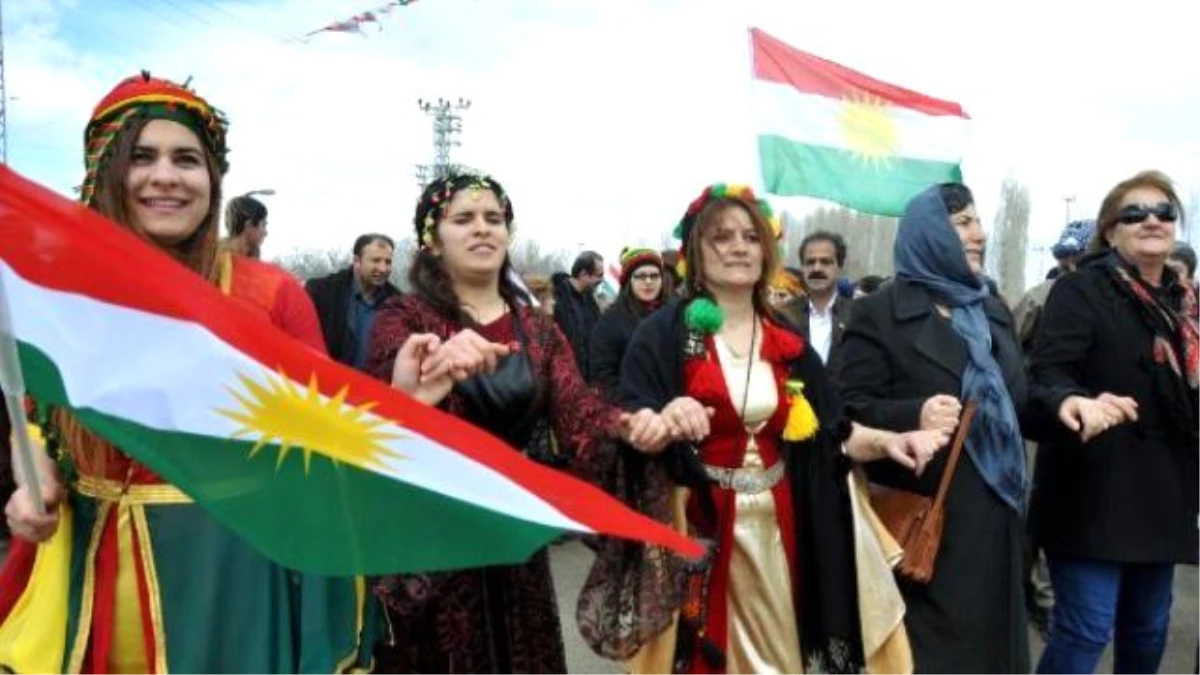 Van\'da, Kürdistan Özgürlük Partisi Nevruz Kutladı