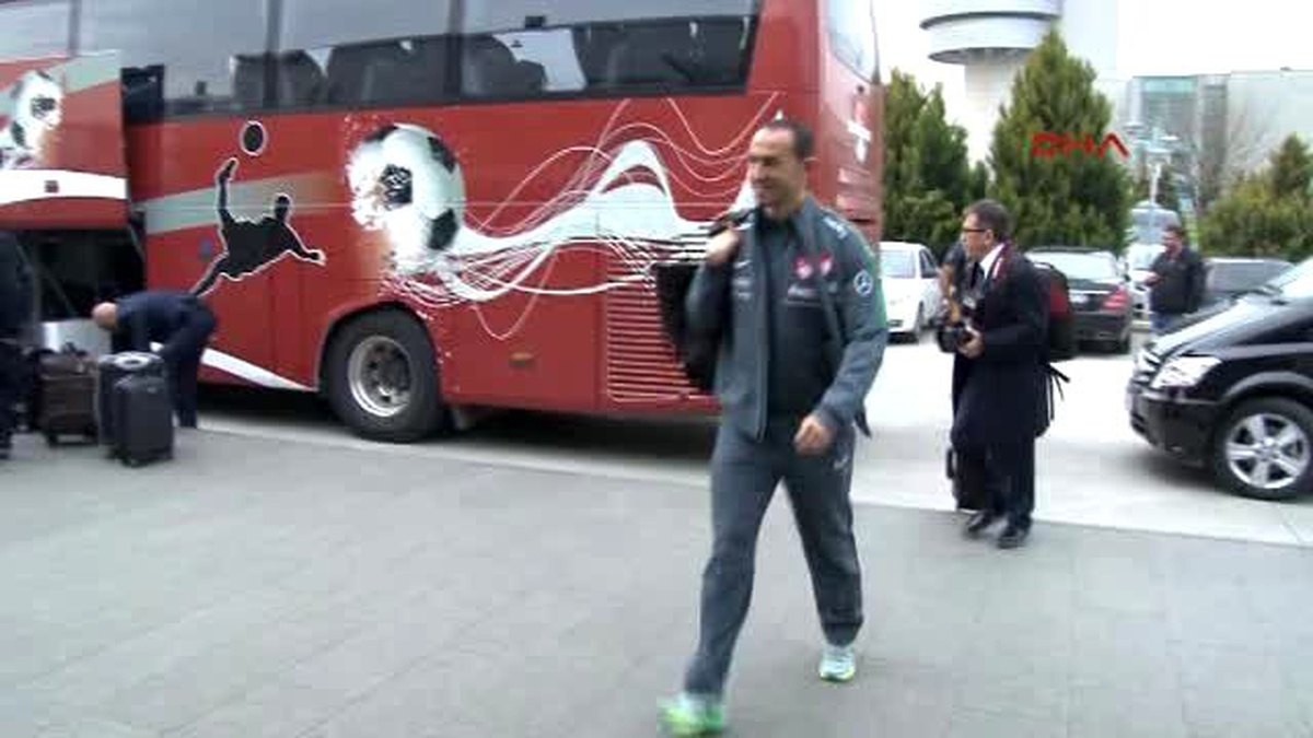 A Milli Futbol Takımı Almanya\'ya Gitti