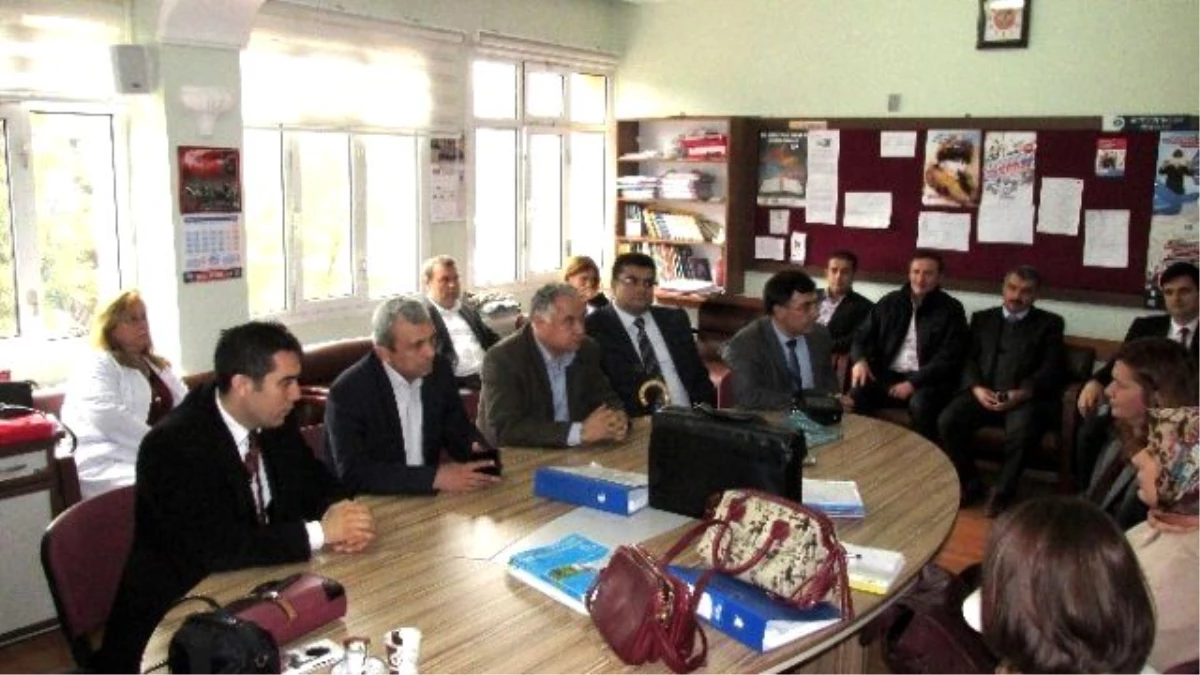 Aydın Eğitim Bir-sen Yönetim Kurulu Üyelerinden Sema Öğretmene Tam Destek