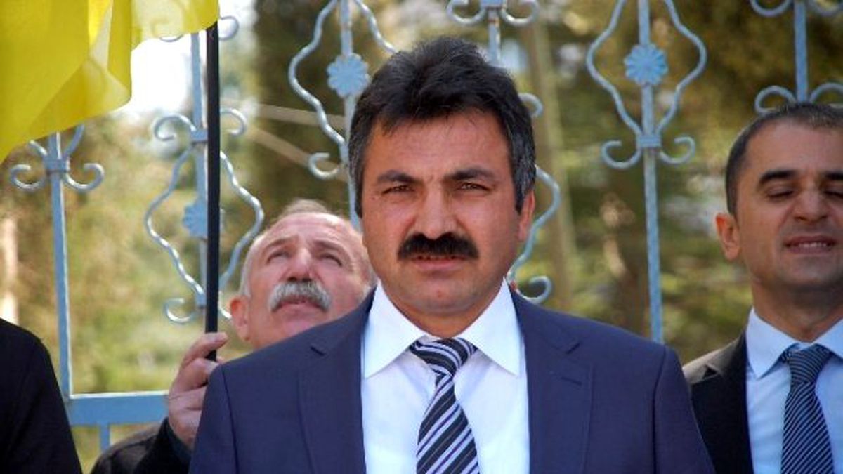 Bes\'ten, Meteoroloji İl Müdürlüğü Önünde Basın Açıklaması