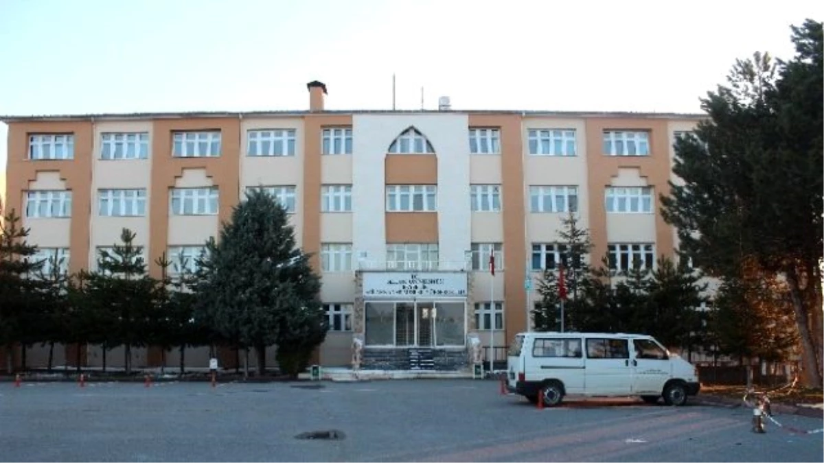 Beyşehir\'e Aşçılık ve Yerel Yönetimler Bölümü