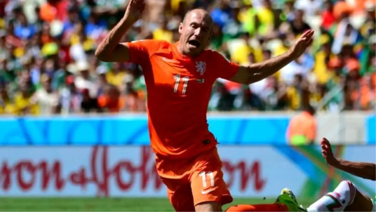 Hollanda\'ya Robben Şoku!