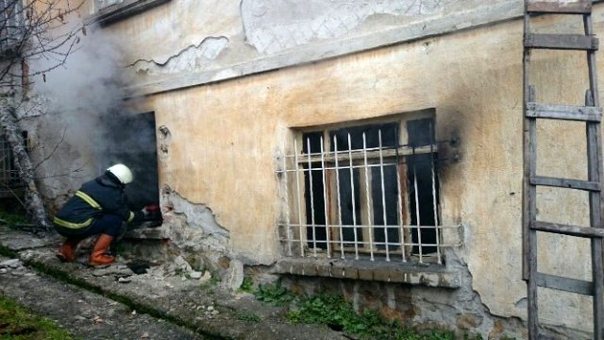 Kastamonu\'da Çıkan Yangında Dört Kişi Yaralandı