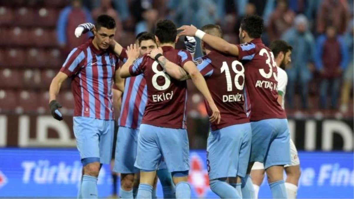 Trabzonspor, Hüseyin Avni Aker\'de İkinci Yarıda 5 Maçı da Kazandı