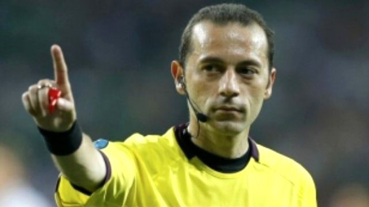 Cüneyt Çakır, İspanya-Ukrayna Maçını Yönetecek