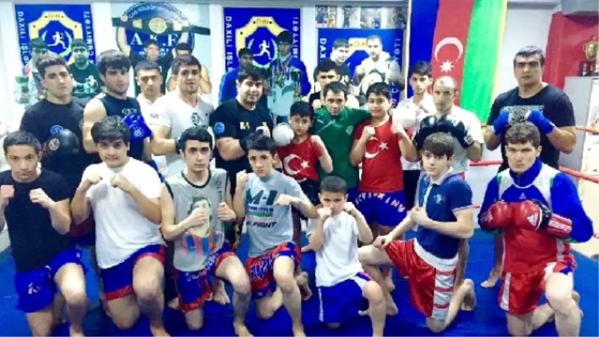 Azerbaycan Kick Boks Milli Takımı Dünya Şampiyonasına Hazırlanıyor