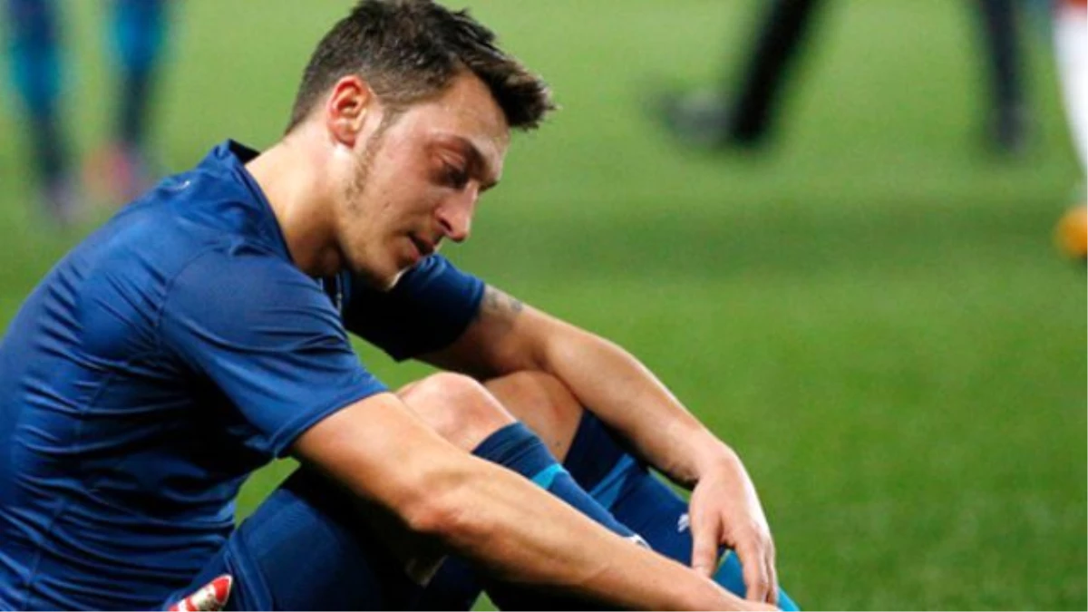Gece Kulübüne Giden Mesut Özil, Kızdırdı