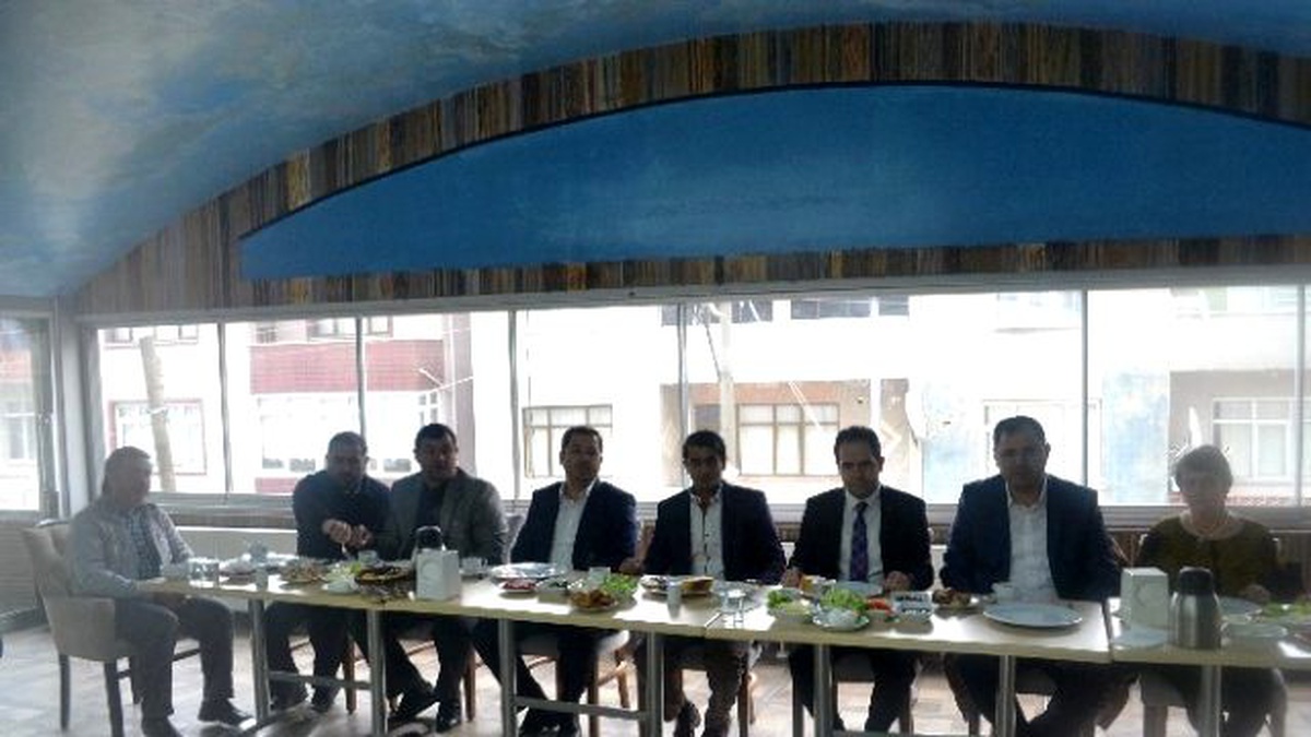 Kapaklı\'daki Emlakçılar Bir Araya Geldi