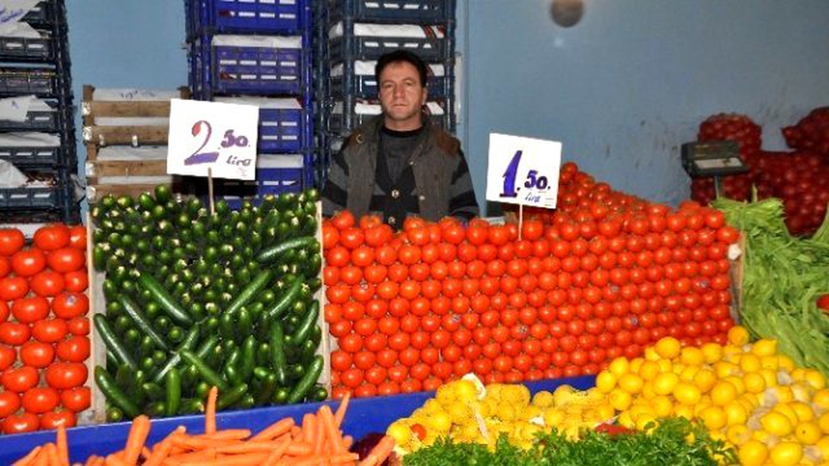 Muzaffer Kabacan: "Meyve Sebze Fiyatlarında Düşüş Bekliyoruz"