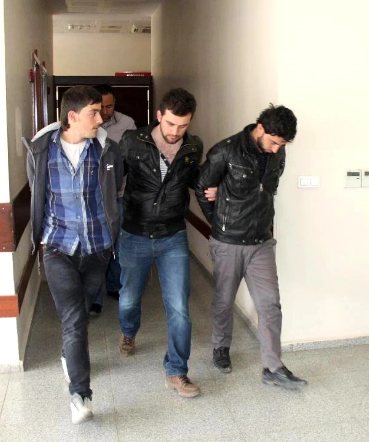 Patronlarına Şantaj Yapan Suriyeli İşçiler Gözaltına Alındı