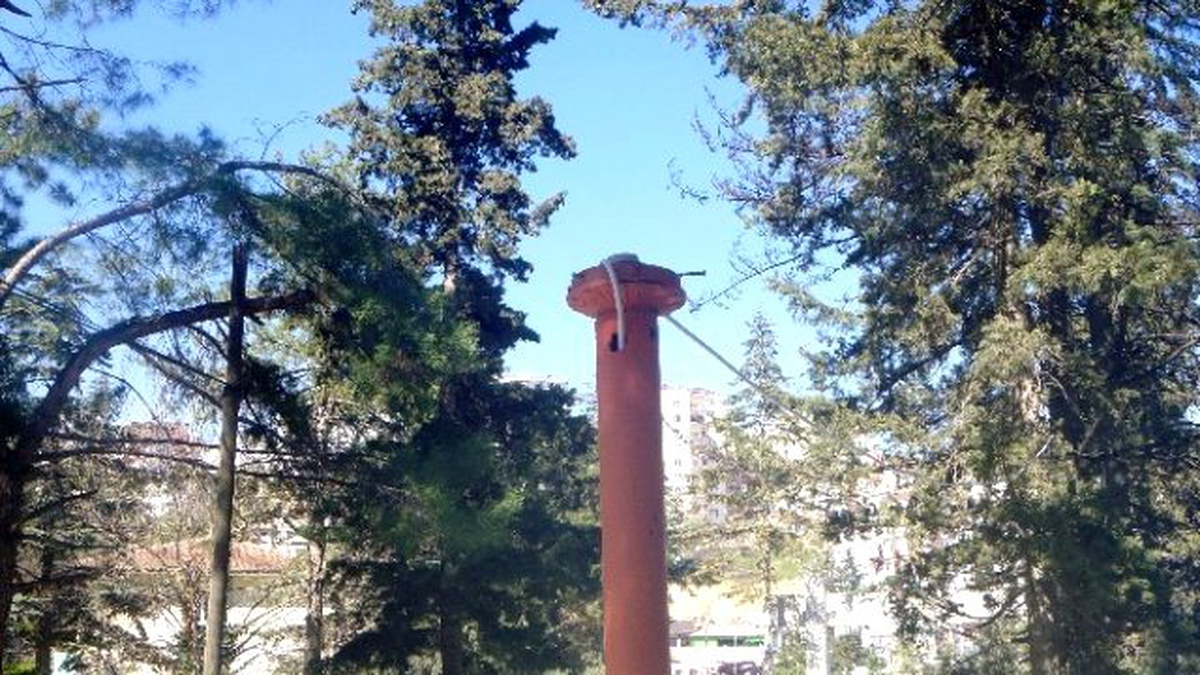 Şehir Magandaları Aydınlatma Lambalarını Tahrip Etti