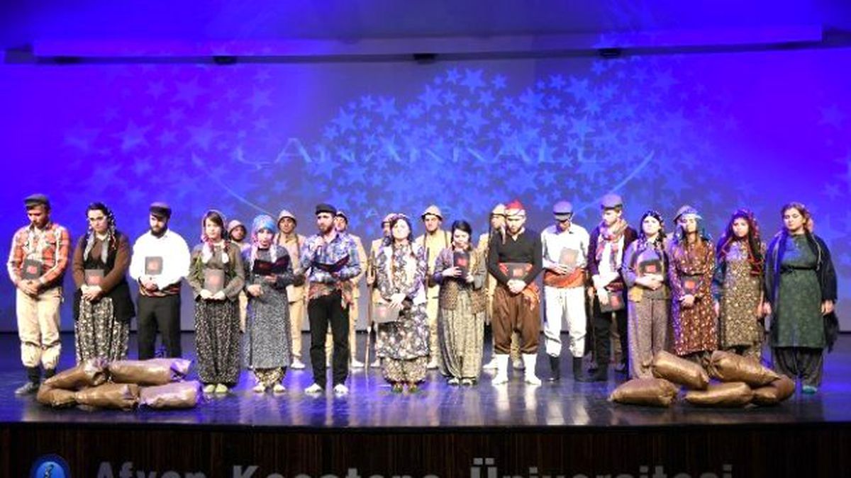 Afyon Kocatepe Üniversitesi\'nde Çanakkale Oratoryosu Sahnelendi