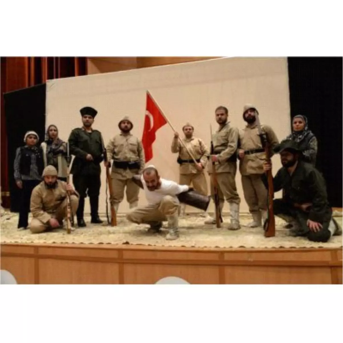 Çanakkale Destanı" Kahramanmaraşlı Çocuklarla Buluştu