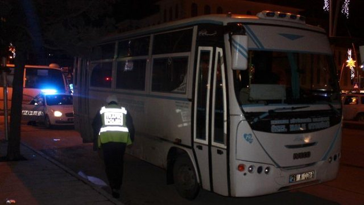 Erzurum\'da Üniversite Öğrencisi Kız Otobüsün Altında Can Verdi