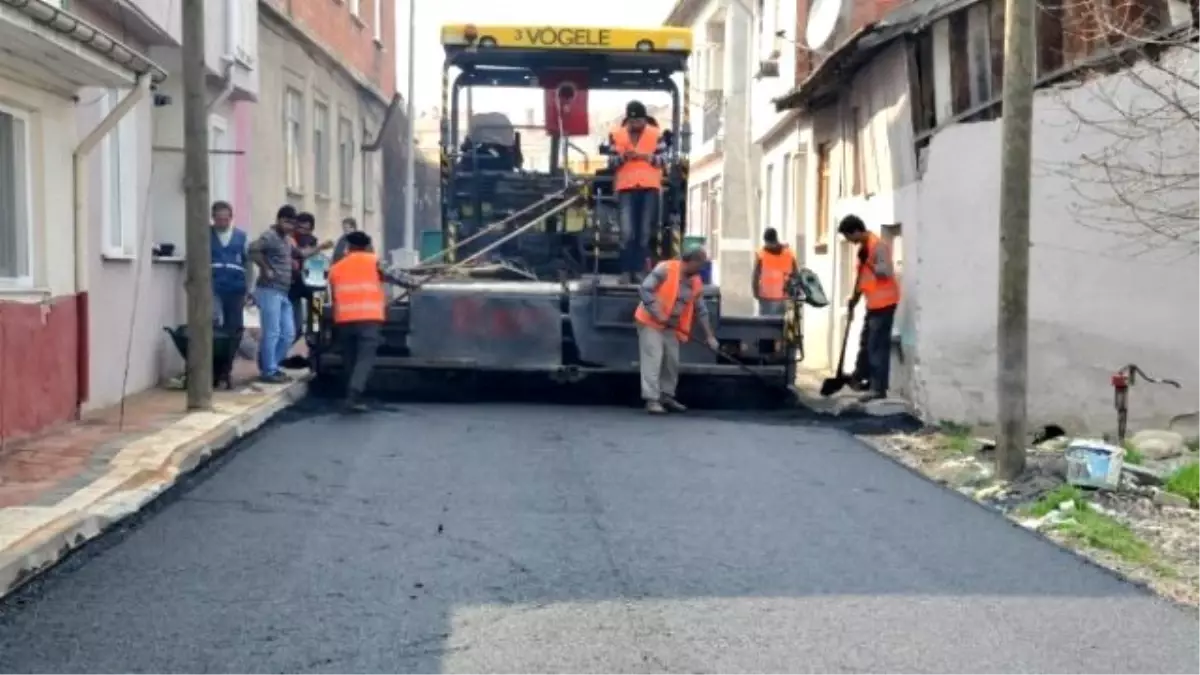 İnegöl Belediyesi\'nden Asfalt Hamlesi