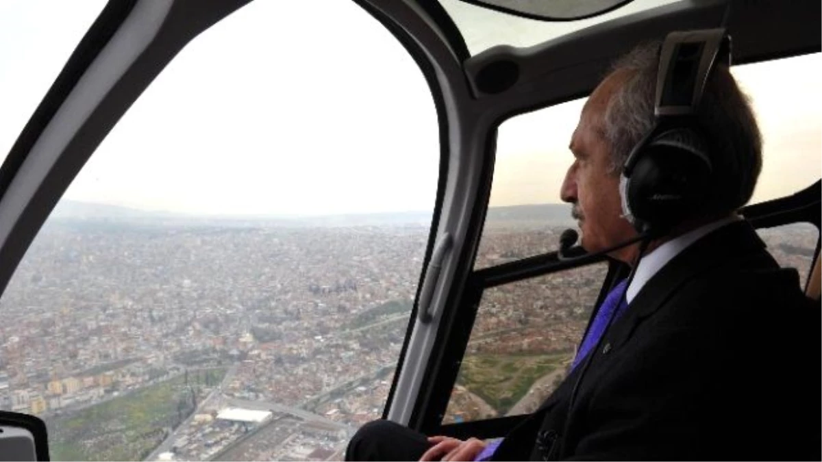 Kılıçdaroğlu, İzmir\'i Havadan İnceledi