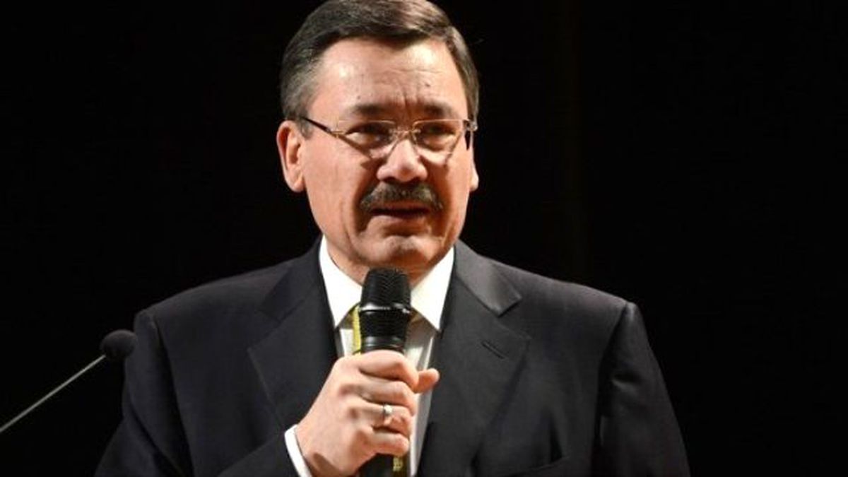 Gökçek, Arınç Polemiğine Noktayı Koydu: Emir Demiri Keser