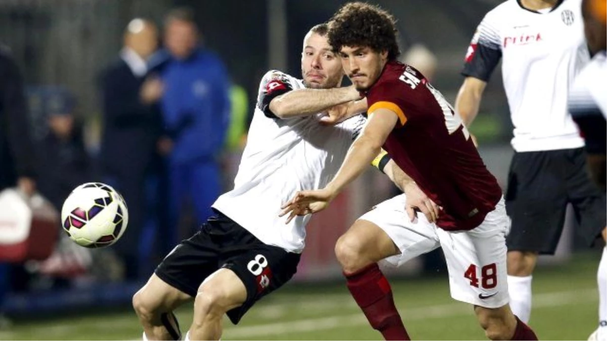 Salih Uçan: Totti\'nin Ağırlığı Öyle Dışarıdan Gözüktüğü Gibi Değil