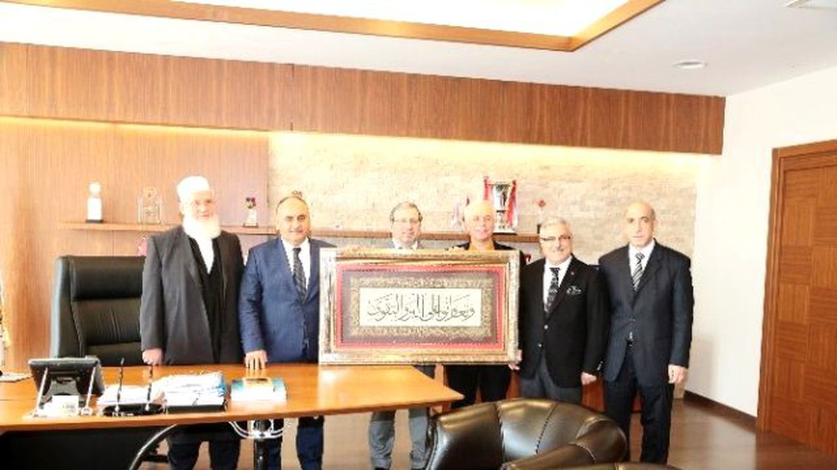 Türkiye Diyanet Vakfı\'ndan, Başkan Hasan Can\'a "İyilik Ödülü"