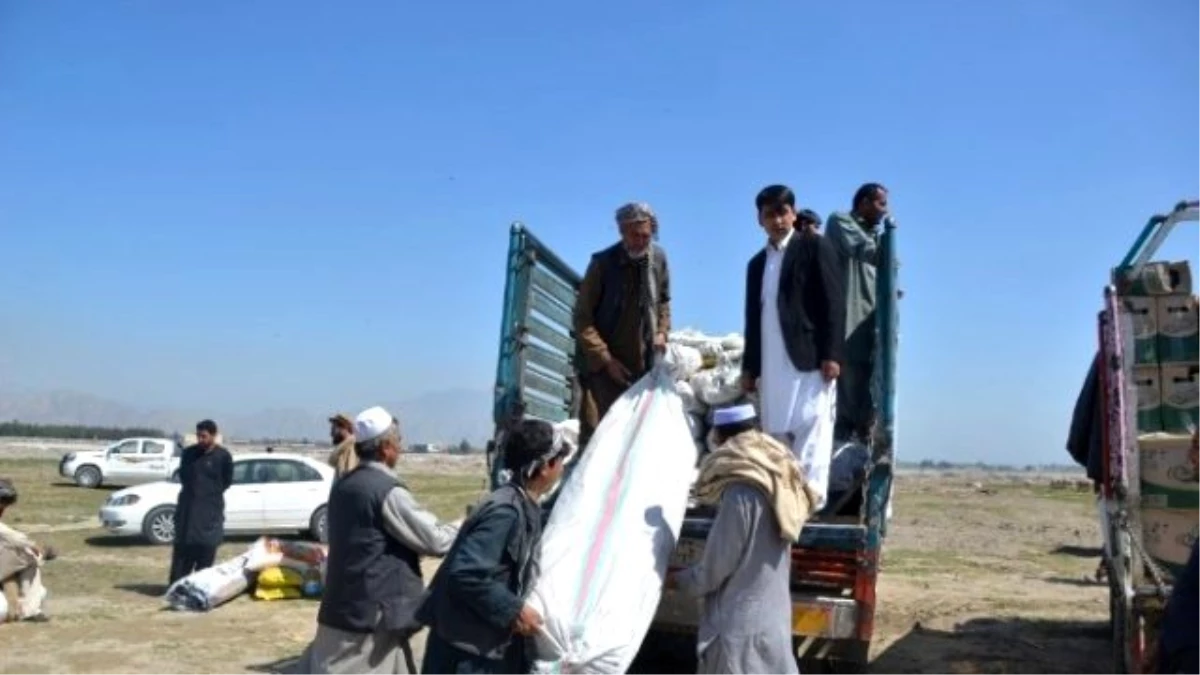 Afganistan\'daki Sel Felaketinde Tika Yardım Elini Uzattı