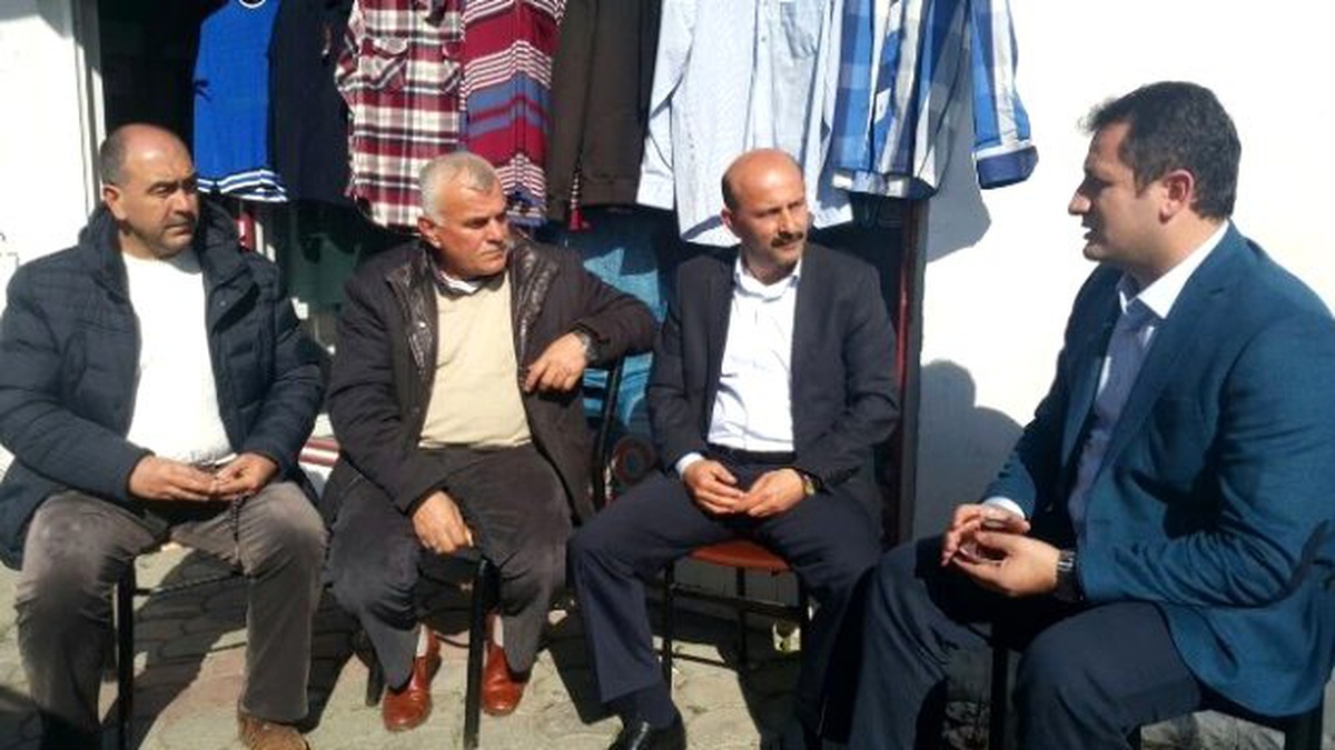 Çabuk, İlçe Pazarlarında Halkla Kucaklaşıyor