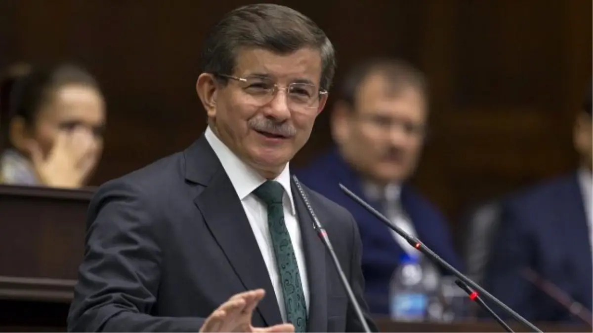 İşte Davutoğlu\'nun, Çankaya Köşkü\'ndeki İlk Kabulü