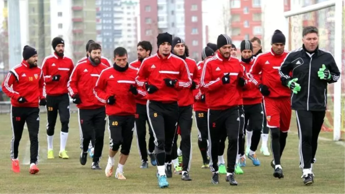 Kayserispor\'da İzin Bitiyor