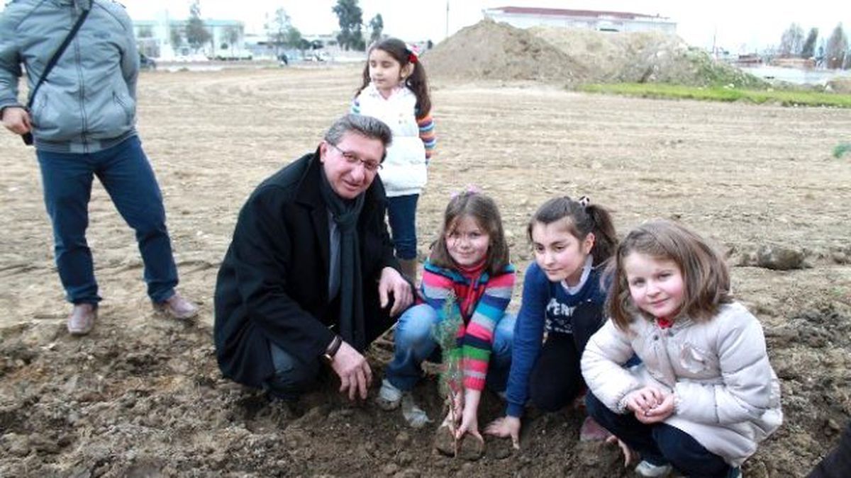 Minikler Nazilli Ticaret Odası\'nın Bahçesini Canlandırdı