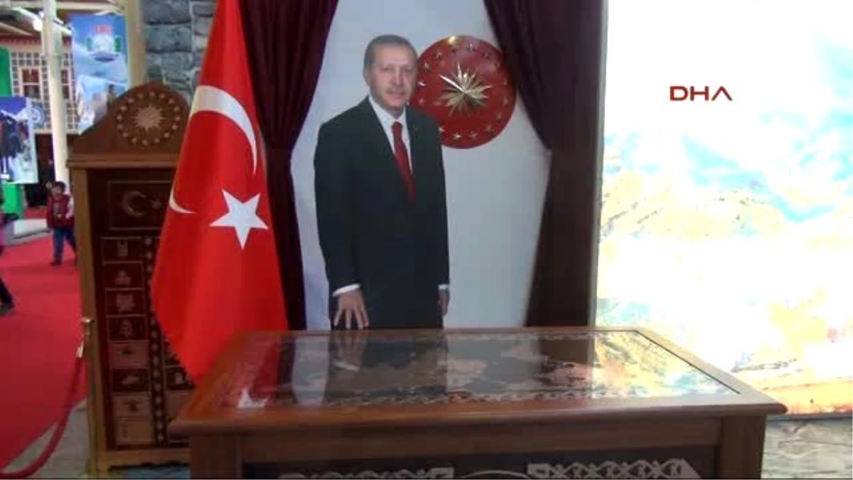 Rize Tanıtım Günleri\'nde Erdoğan Maketine İlgi