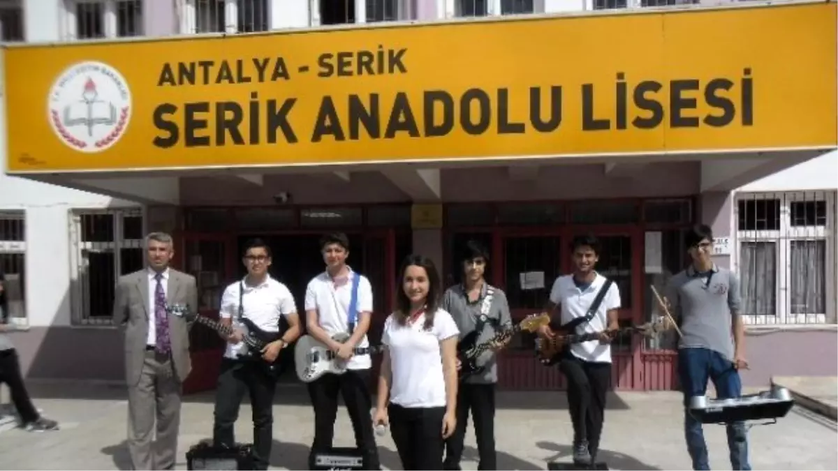 Serik Anadolu Lisesi İstanbul Yolcusu