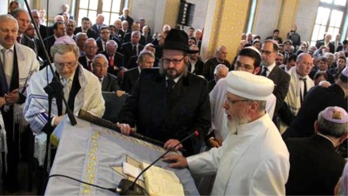 Yahudiler Sinagog Açılışında Erdoğan\'a Dua Etti
