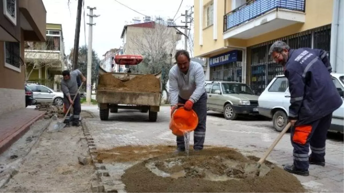 Torbalı Yollarına 20 Bin Ton Asfalt