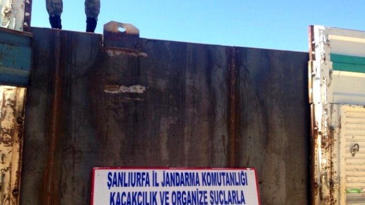 25 Bin Litre Kaçak Akaryakıt Ele Geçirildi