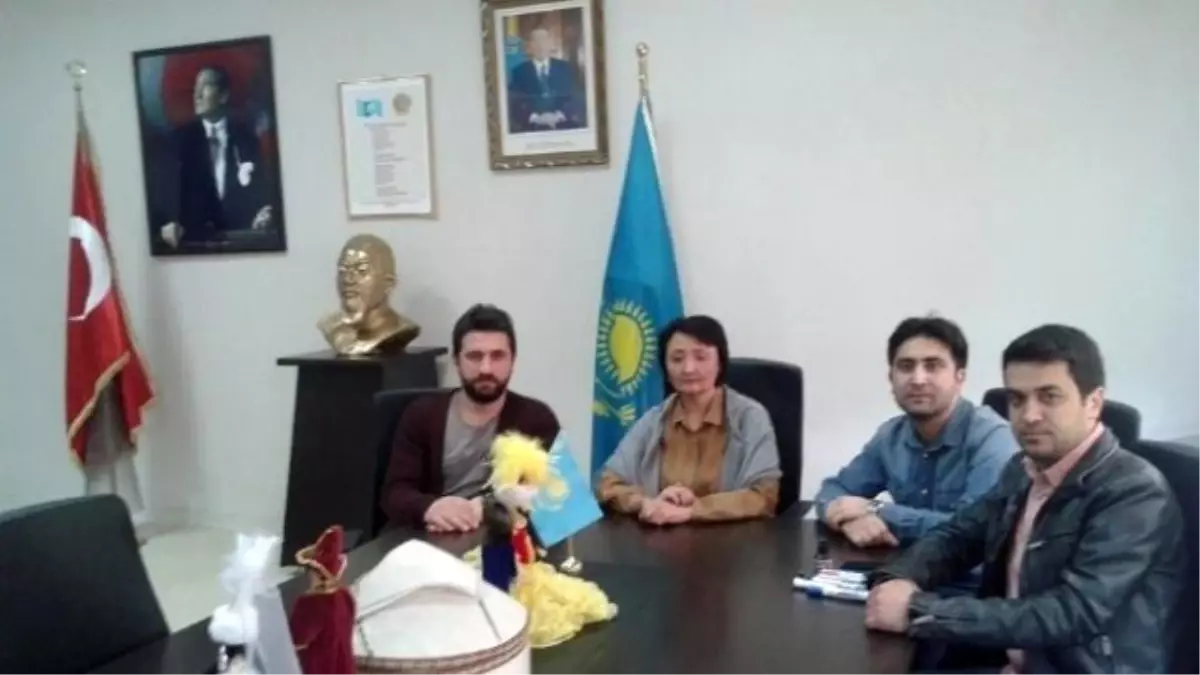 Abay Kazak Dil ve Kültür Merkezinde Görev Değişimi