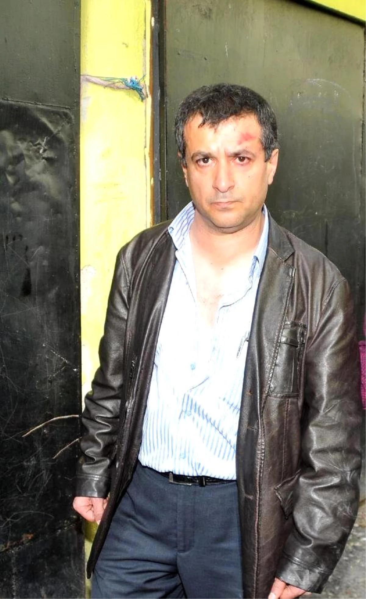 Adana\'da Kuryenin Altın Dolu Çantasını Gasp Eden 2 Şüpheli Tutuklandı