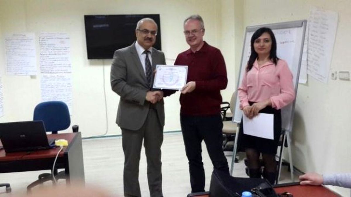 Afyonkarahidar\'da Sağlık Çalışanlarına "Üreme Sağlığı" Eğitimi